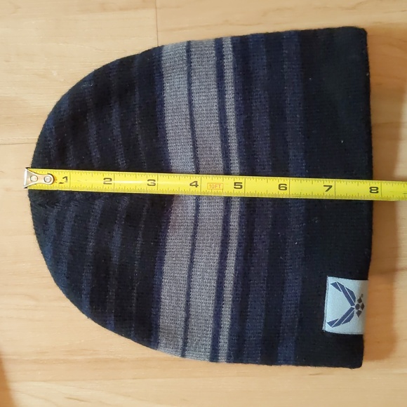 3 Air Force Beanie Hats, New, set - Picture 8 of 9